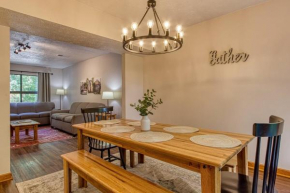 Pinecrest Townhomes-Two Units-Dollywood-Renovated